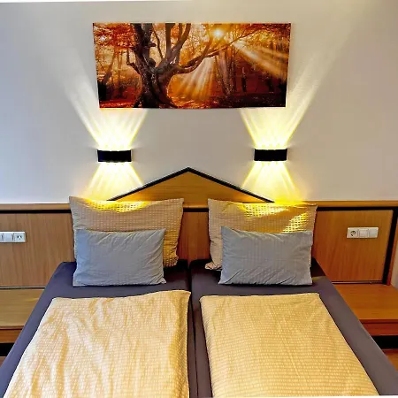Hil - Im Lus Hotel 3*