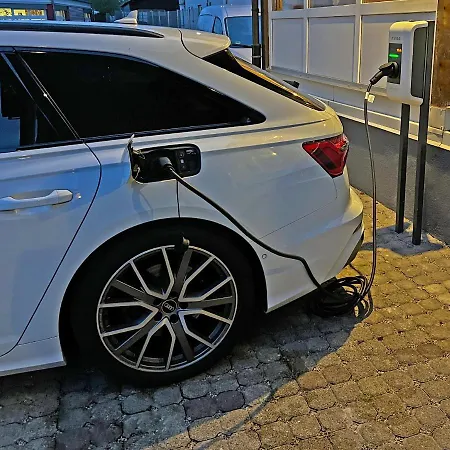 Hotel Hil - Im Lus 3*